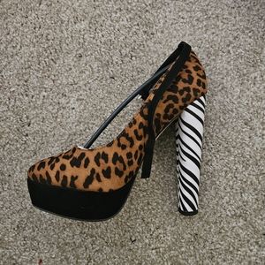 ShoeDazzle Kadynce Leopard-Multi Pumps